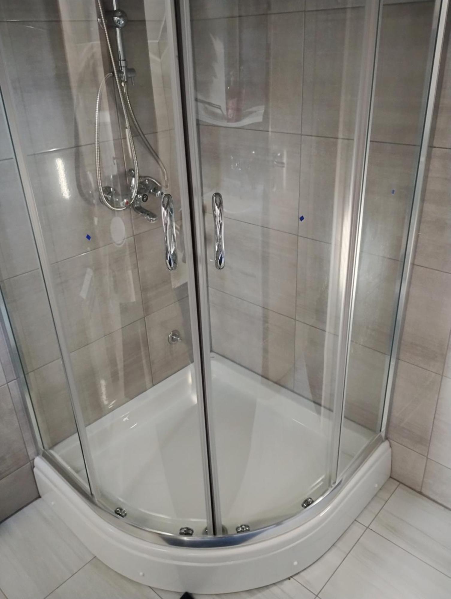 Hostel Suzzzy Novska Екстер'єр фото