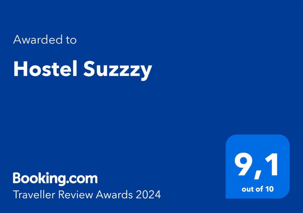 Hostel Suzzzy Novska Екстер'єр фото