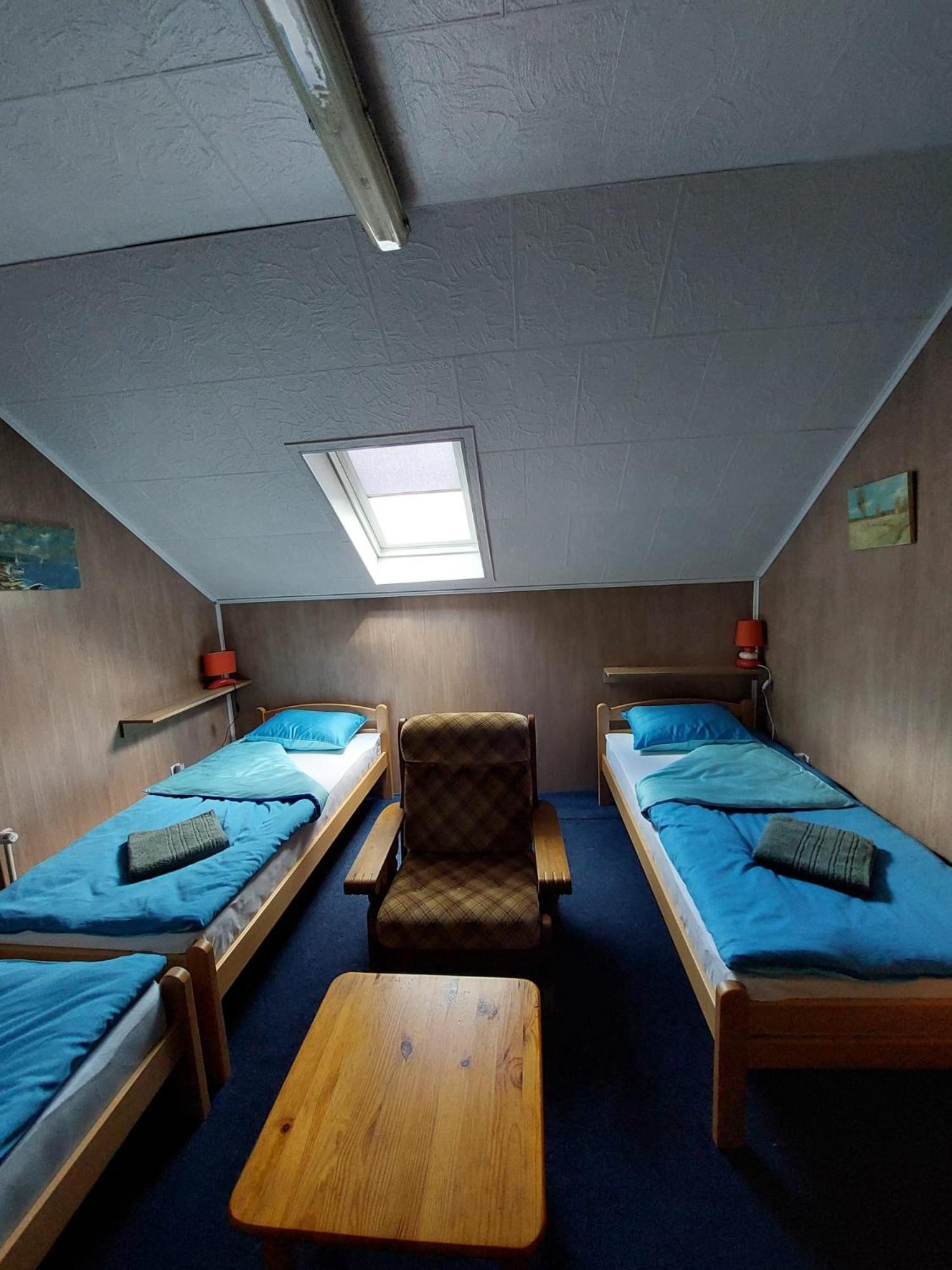 Hostel Suzzzy Novska Екстер'єр фото
